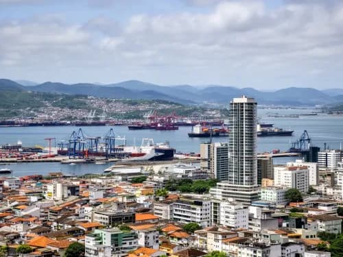 Itajaí se destaca como polo imobiliário e atrai investimentos com força do porto e turismo