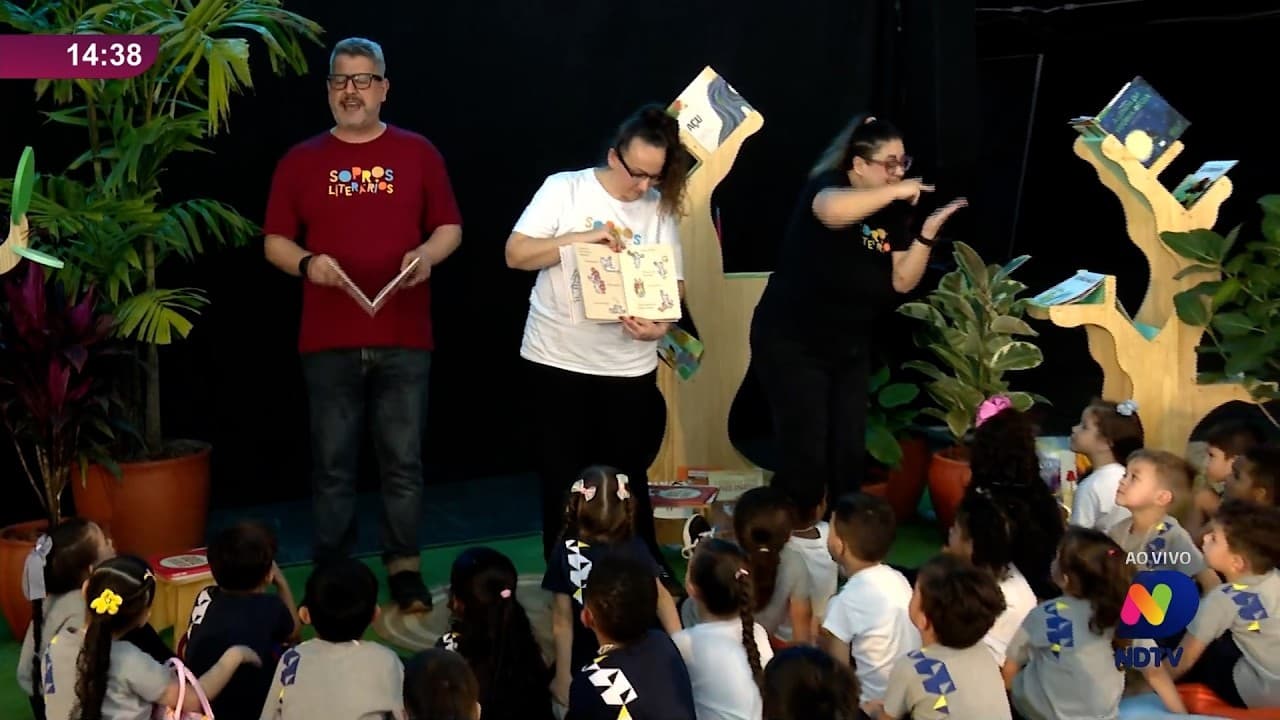 Projeto de Itajaí leva histórias e livros para alunos da rede pública
