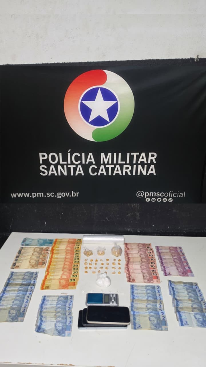 Polícia Militar prende sete pessoas em ocorrências de tráfico e tentativa de homicídio em Itajaí