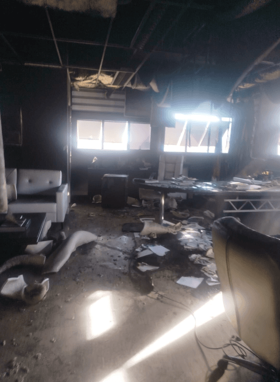 Incêndio atinge gabinete do prefeito em Itajaí e área é isolada para perícia