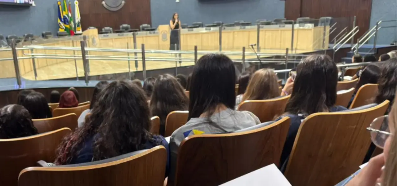Programa incentiva mulheres na política para alunas em Itajaí - Visor Notícias