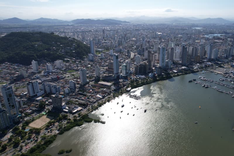Itajaí discute futuro econômico