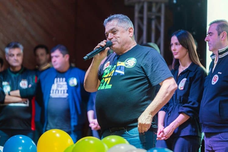João Rodrigues consolida apoio em Itajaí e reúne mais de 500 pessoas em evento político