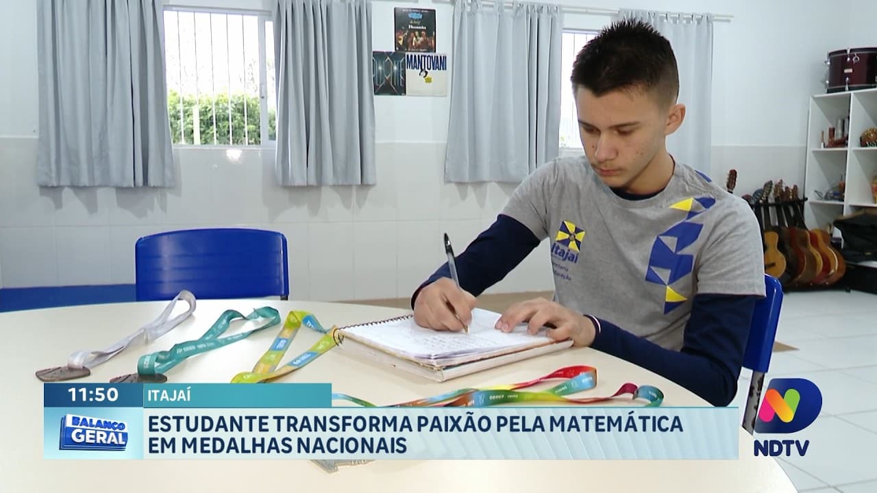 Jovem de Itajaí Brilha e Conquista Medalhas em Olimpíadas Nacionais de Matemática