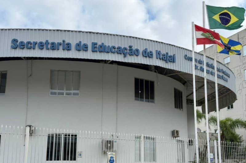 Educação de Itajaí convoca 58 profissionais aprovados em concurso público